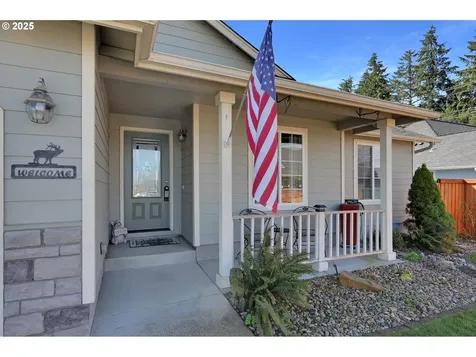 327 Camrin Loop Creswell OR 97426