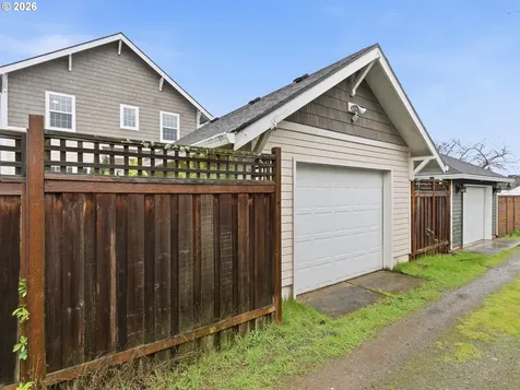 4726 NE 26th Avenue Portland OR 97211
