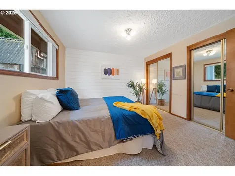 5505 NW Harney Street Vancouver WA 98663