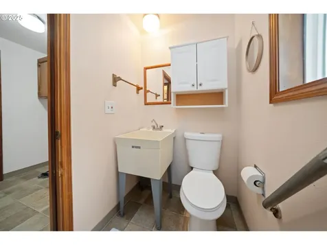 5505 NW Harney Street Vancouver WA 98663