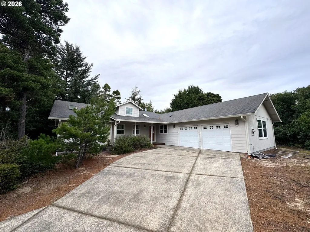 87650 Saltaire Street Florence OR 97439