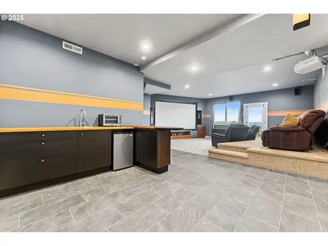221 W Dogwood Street Washougal WA 98671