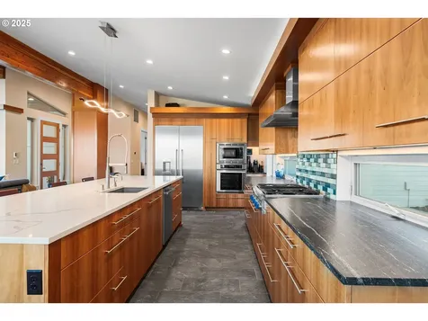 221 W Dogwood Street Washougal WA 98671
