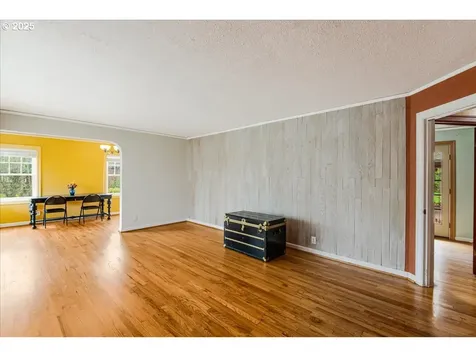 461 NE 5th Avenue Hillsboro OR 97124
