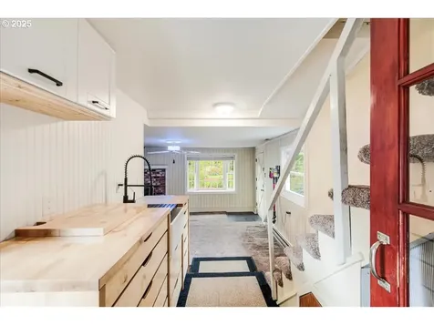 461 NE 5th Avenue Hillsboro OR 97124