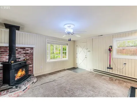 461 NE 5th Avenue Hillsboro OR 97124