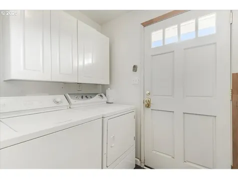 461 NE 5th Avenue Hillsboro OR 97124