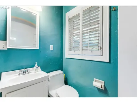461 NE 5th Avenue Hillsboro OR 97124