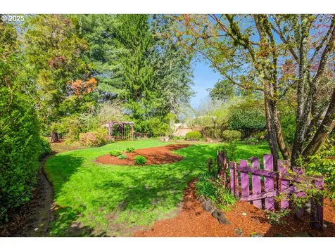 461 NE 5th Avenue Hillsboro OR 97124