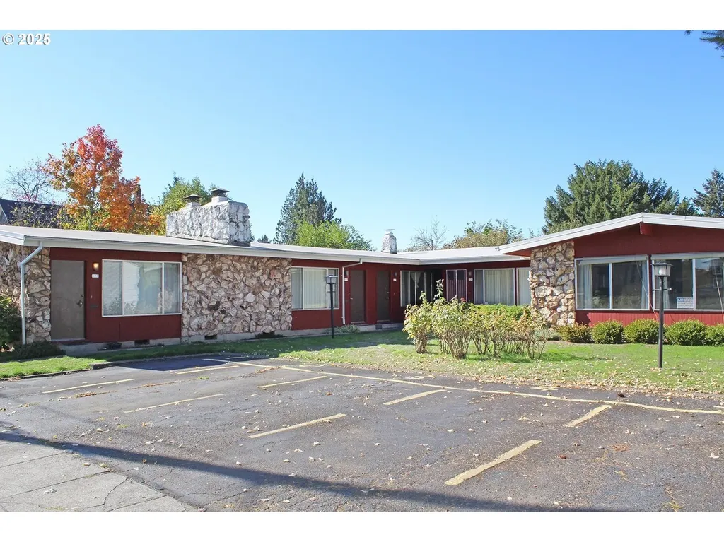 623 NE 74th Avenue Portland OR 97213