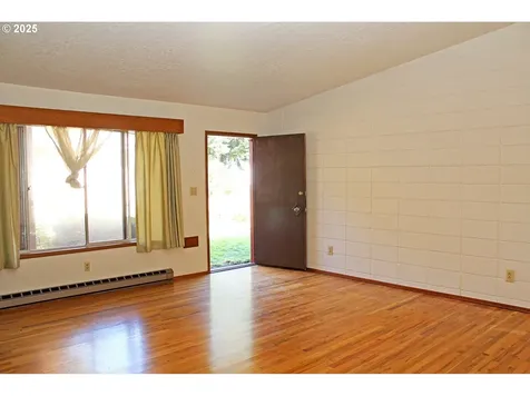623 NE 74th Avenue Portland OR 97213