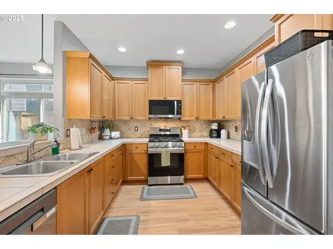 18450 Shadow Ridge Way Oregon City OR 97045