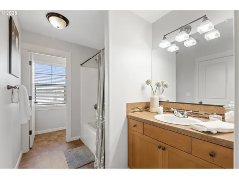 18450 Shadow Ridge Way Oregon City OR 97045