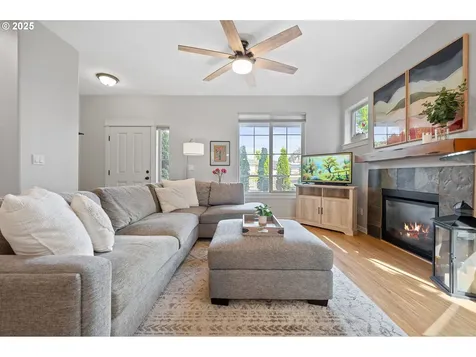 18450 Shadow Ridge Way Oregon City OR 97045