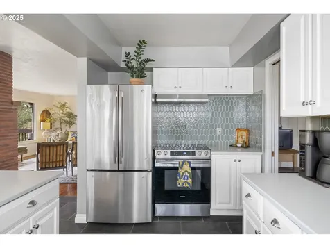 1871 Kilkenny Drive Lake Oswego OR 97034