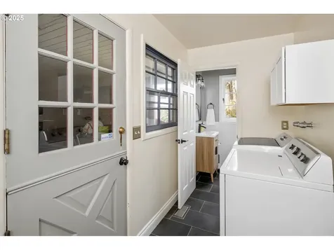 1871 Kilkenny Drive Lake Oswego OR 97034