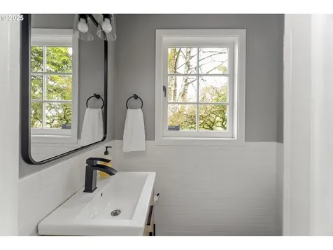 1871 Kilkenny Drive Lake Oswego OR 97034