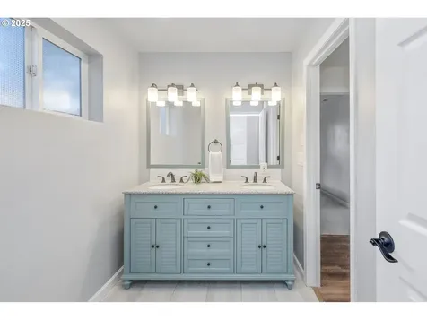 1871 Kilkenny Drive Lake Oswego OR 97034