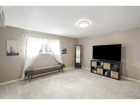 1871 Kilkenny Drive Lake Oswego OR 97034