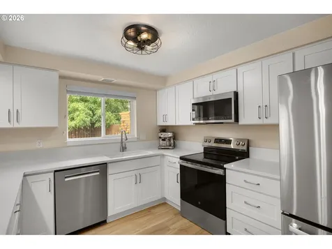 605 E Foothills Drive Newberg OR 97132