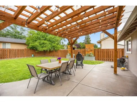 605 E Foothills Drive Newberg OR 97132