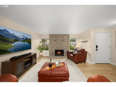 605 E Foothills Drive Newberg OR 97132