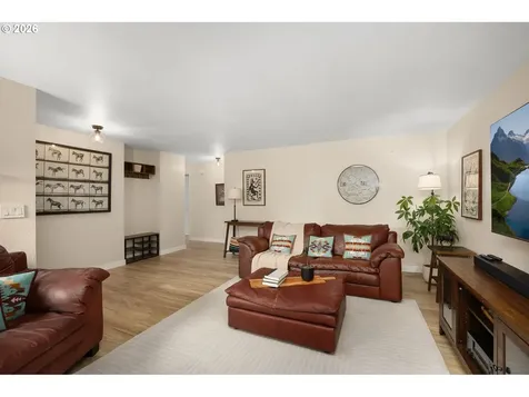 605 E Foothills Drive Newberg OR 97132