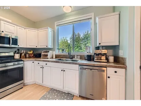 15566 SE Melinda Court Damascus OR 97089