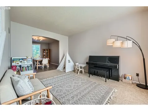 15566 SE Melinda Court Damascus OR 97089