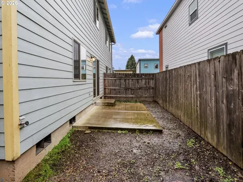 5618 NE 74th Court Vancouver WA 98662