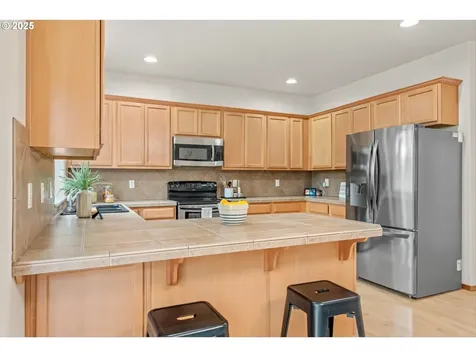 6832 SE 65th Avenue Portland OR 97206