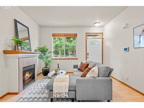 6832 SE 65th Avenue Portland OR 97206