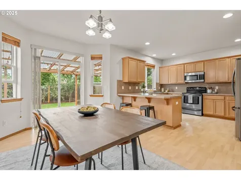 6832 SE 65th Avenue Portland OR 97206