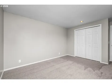 2738 Dayna Lane Eugene OR 97408