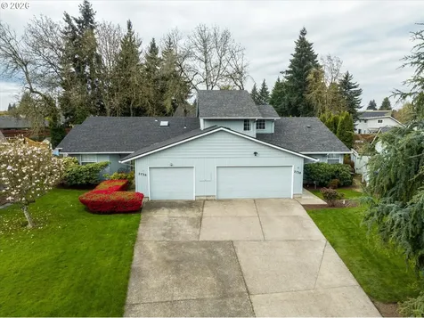 2738 Dayna Lane Eugene OR 97408