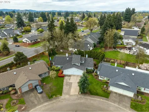 2738 Dayna Lane Eugene OR 97408