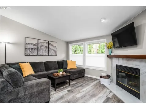 2738 Dayna Lane Eugene OR 97408