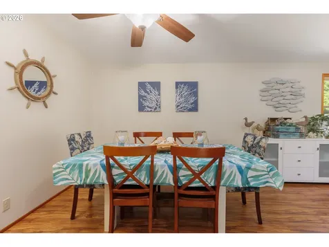 10 Seagrove Loop Lincoln City OR 97367