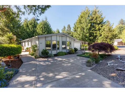 10 Seagrove Loop Lincoln City OR 97367