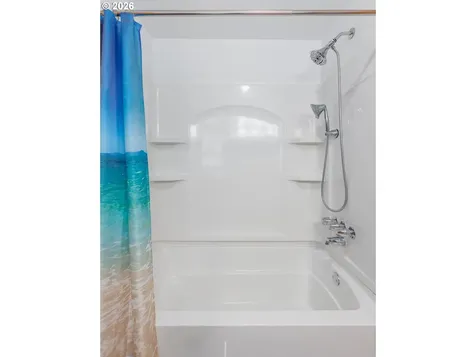 10 Seagrove Loop Lincoln City OR 97367