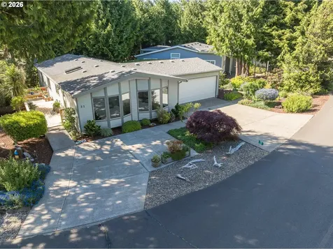 10 Seagrove Loop Lincoln City OR 97367