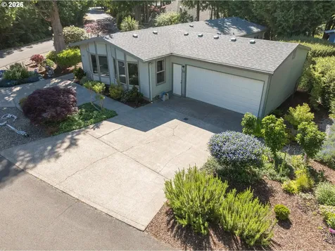 10 Seagrove Loop Lincoln City OR 97367