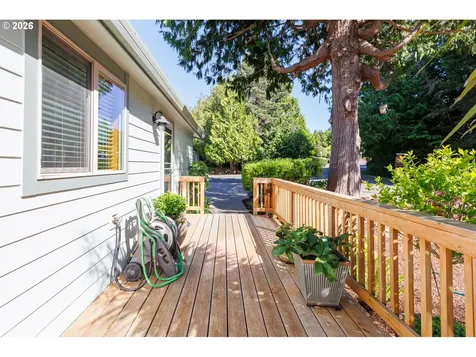 10 Seagrove Loop Lincoln City OR 97367