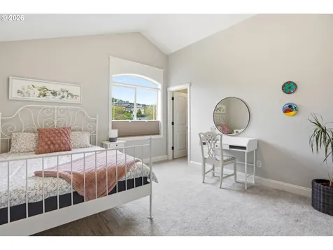 752 W T Street Washougal WA 98671