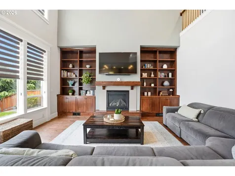 752 W T Street Washougal WA 98671