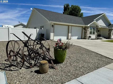 900 G Street Baker City OR 97814