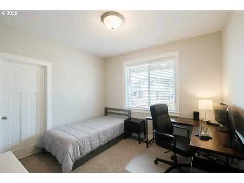 5300 Davis Street SE Turner OR 97392