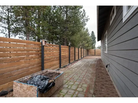 16499 Betty Drive La Pine OR 97739
