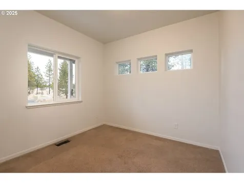 16499 Betty Drive La Pine OR 97739