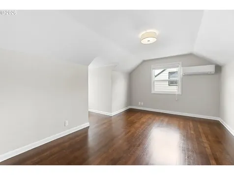 6405 N Montana Avenue Portland OR 97217